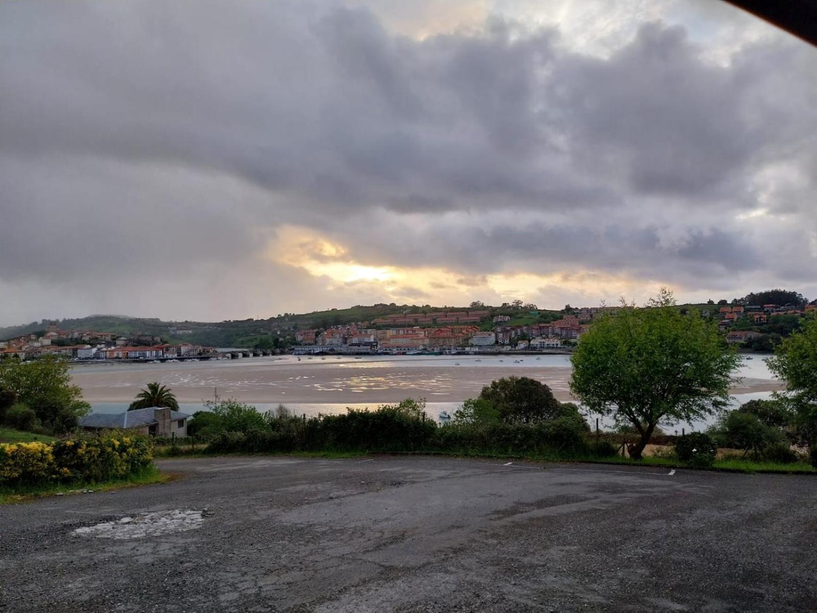 Apartamento La Maza San Vicente De La Barquera Bagian luar foto